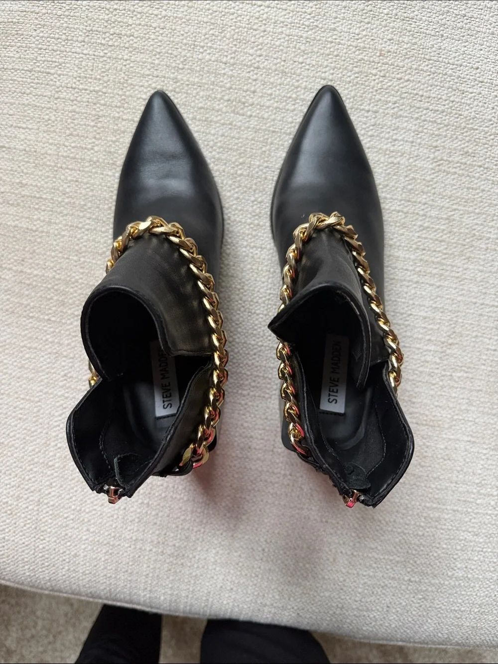 Steve Madden Black Leather Pointed Ankle Boots with Gold Chain
